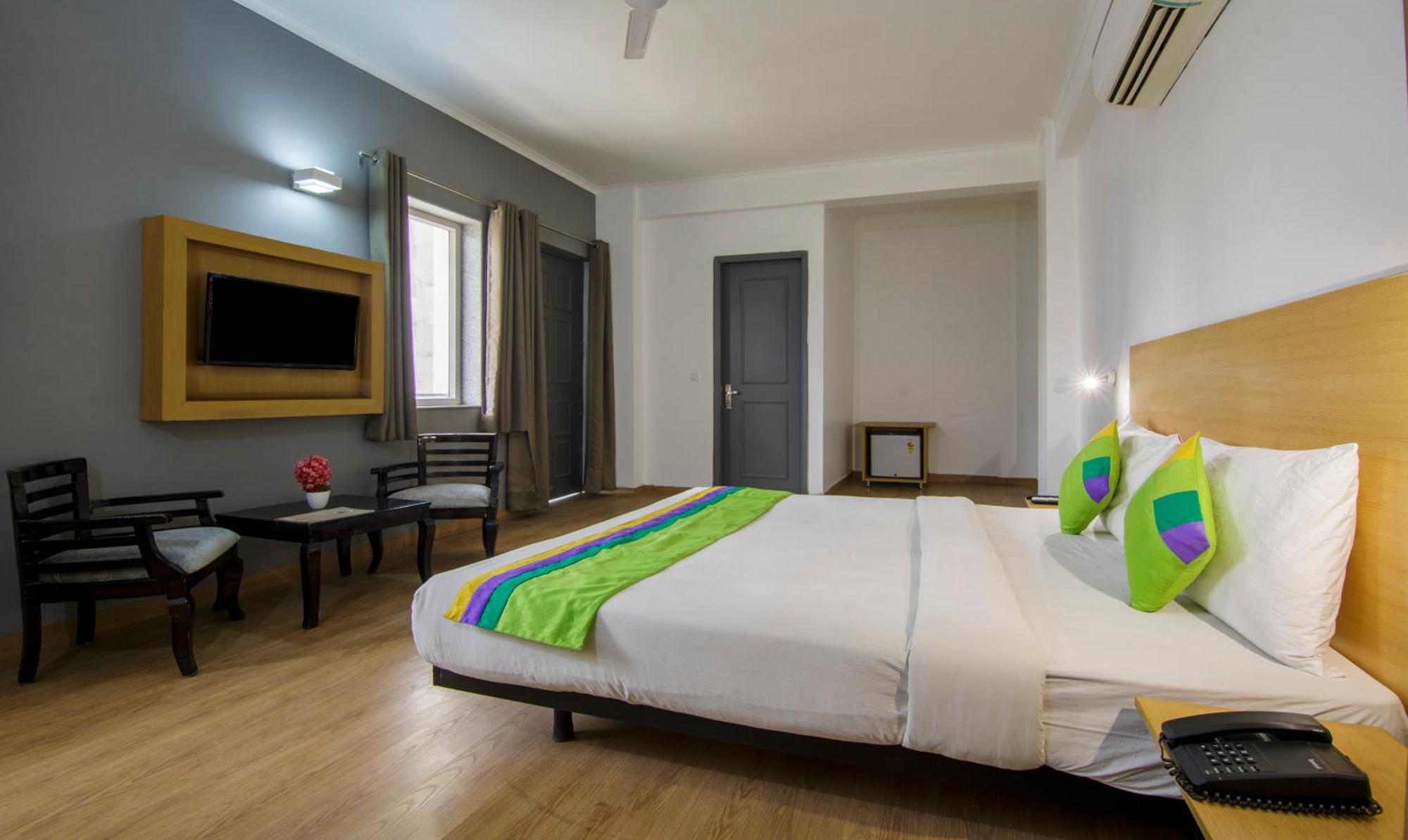 Treebo Noida Express Hotel Ngoại thất bức ảnh